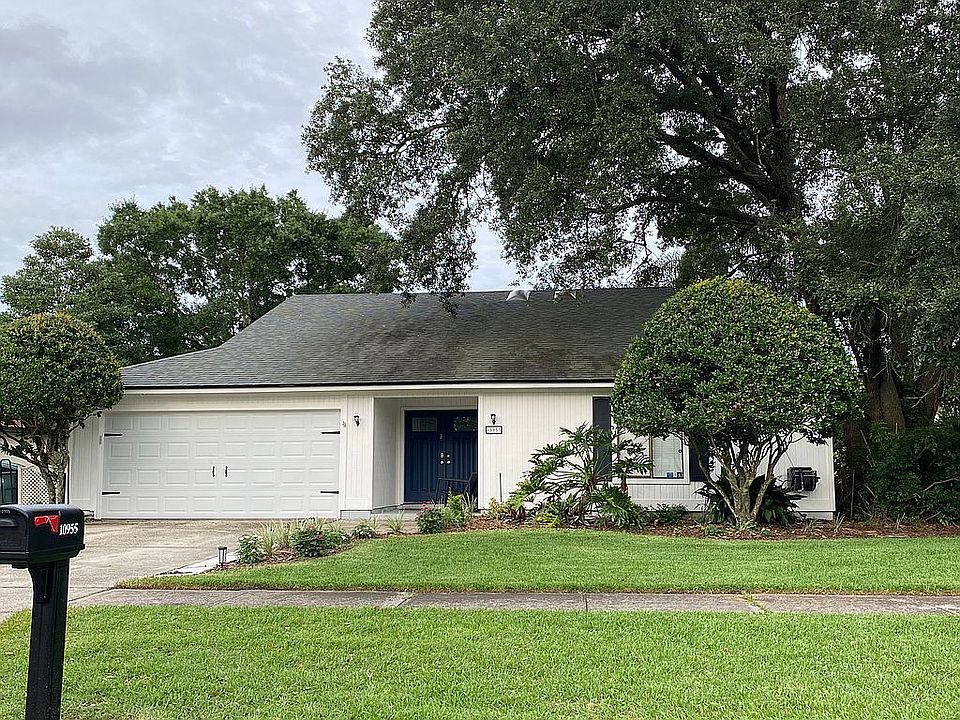 1st image of 10955 Mandarin Station Dr E