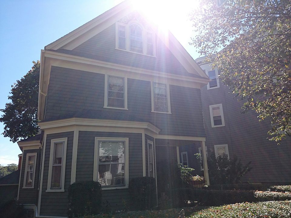2nd image of 9 Van Winkle St