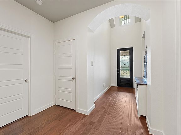 3rd image of 1836 Virtue Port Ln