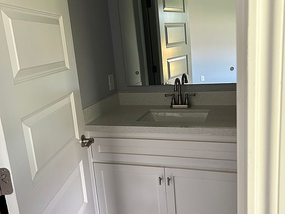 3rd image of 1321 Glasscock Ave #A
