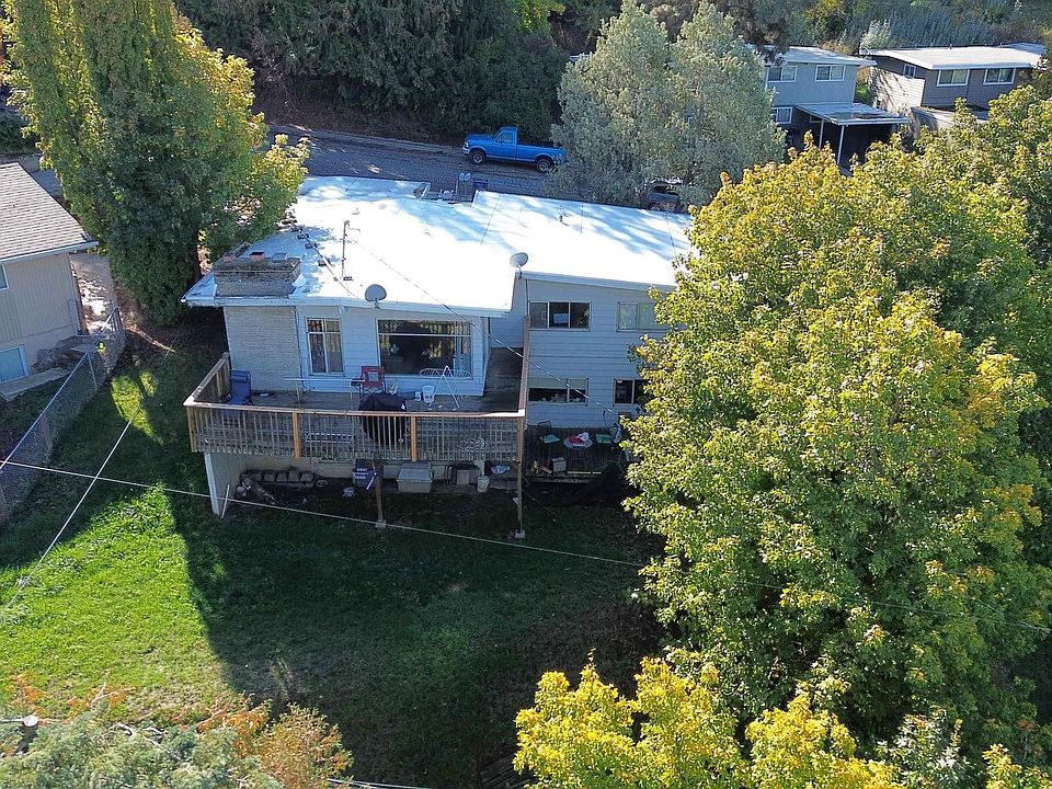 1st image of 1810 NE Wheatland Dr