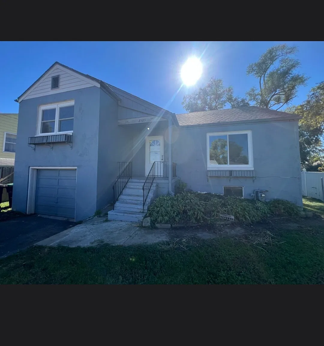4 bed, 1468 sqft, $2,400 — Photo 1