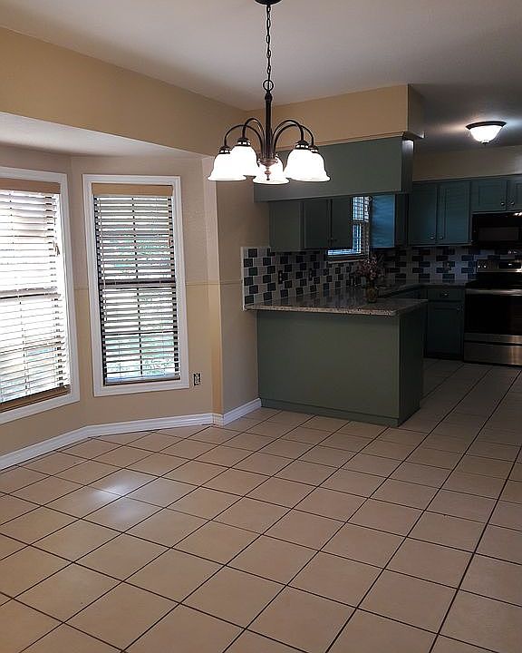 Dining area has bayview windows