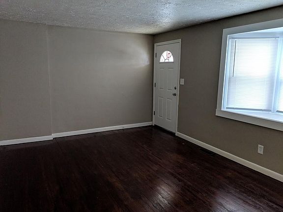 5th image of 351 Fernwood Ave