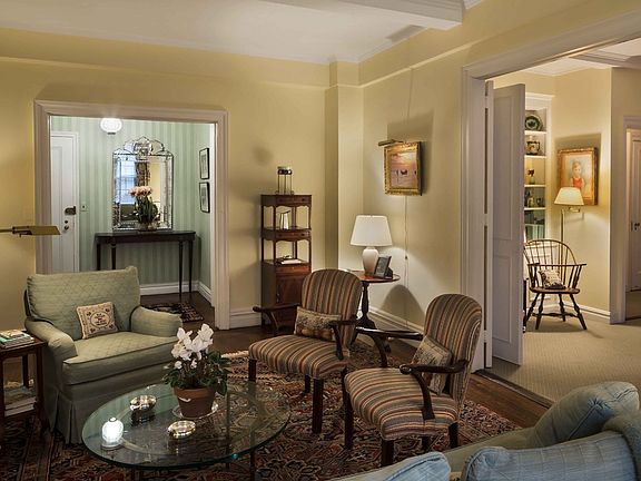 4th image of 125 E 63rd St APT 2B