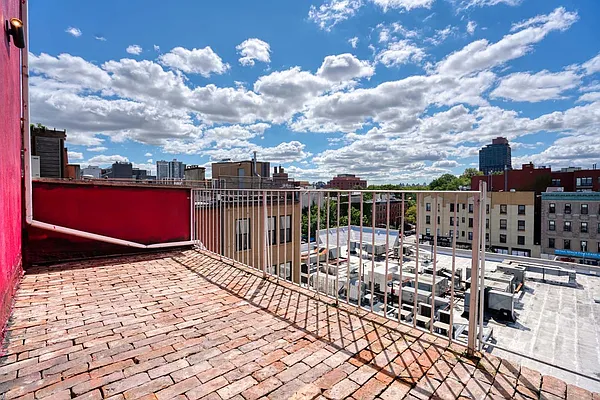 Rented by Compass | media 5