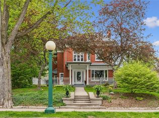 42 Lansdowne Rd N, Cambridge, ON N1S 2S9