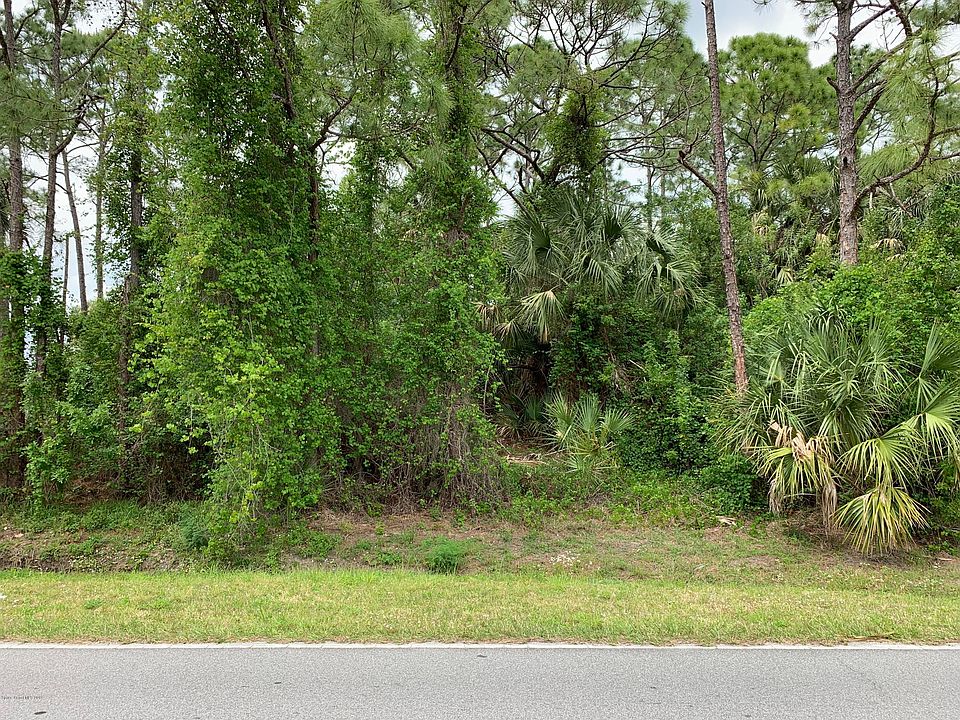 1st image of 323 Americana Blvd #7