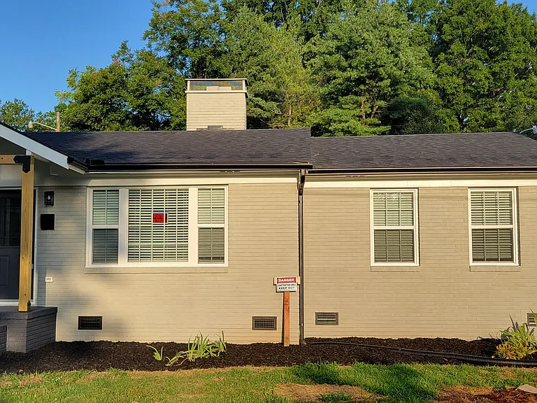 1101 Cherry St — Photo 3