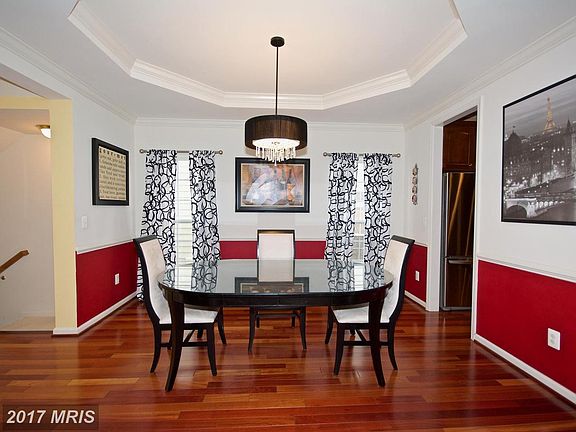 3rd image of 6005 Preswell Ct
