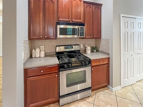 4th image of 11531 Vicolo Loop