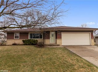 618 SE 4th St, Ankeny, IA 50021