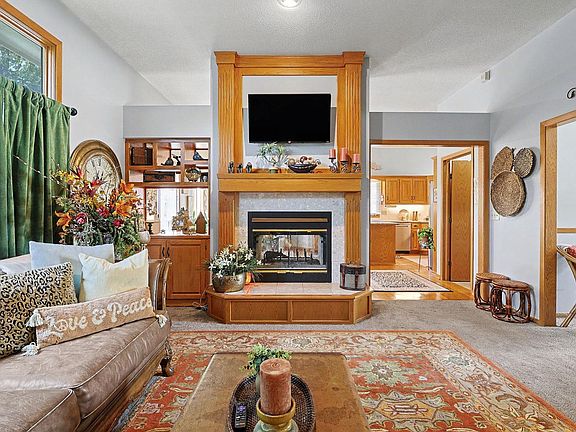 5th image of 2507 N Cranbrook Ct