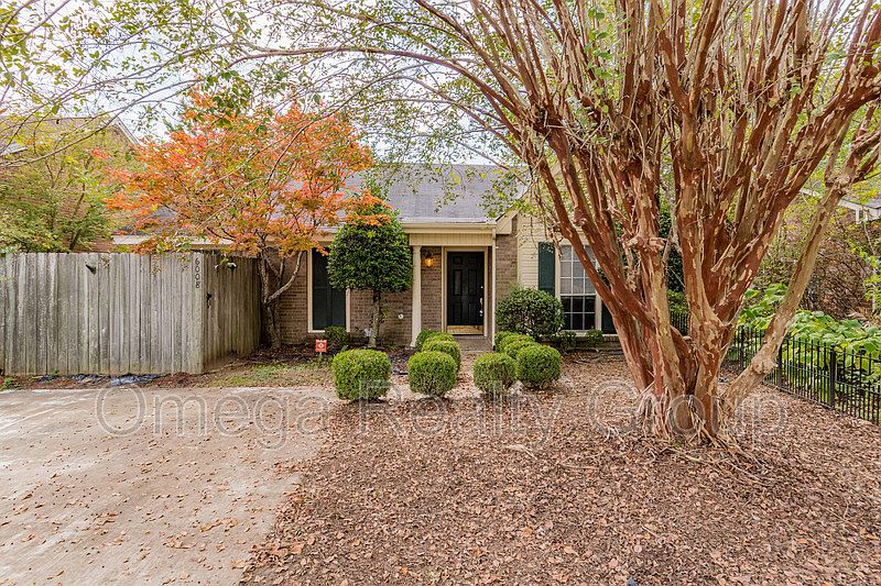 1st image of 6008 Bolingbrook Dr
