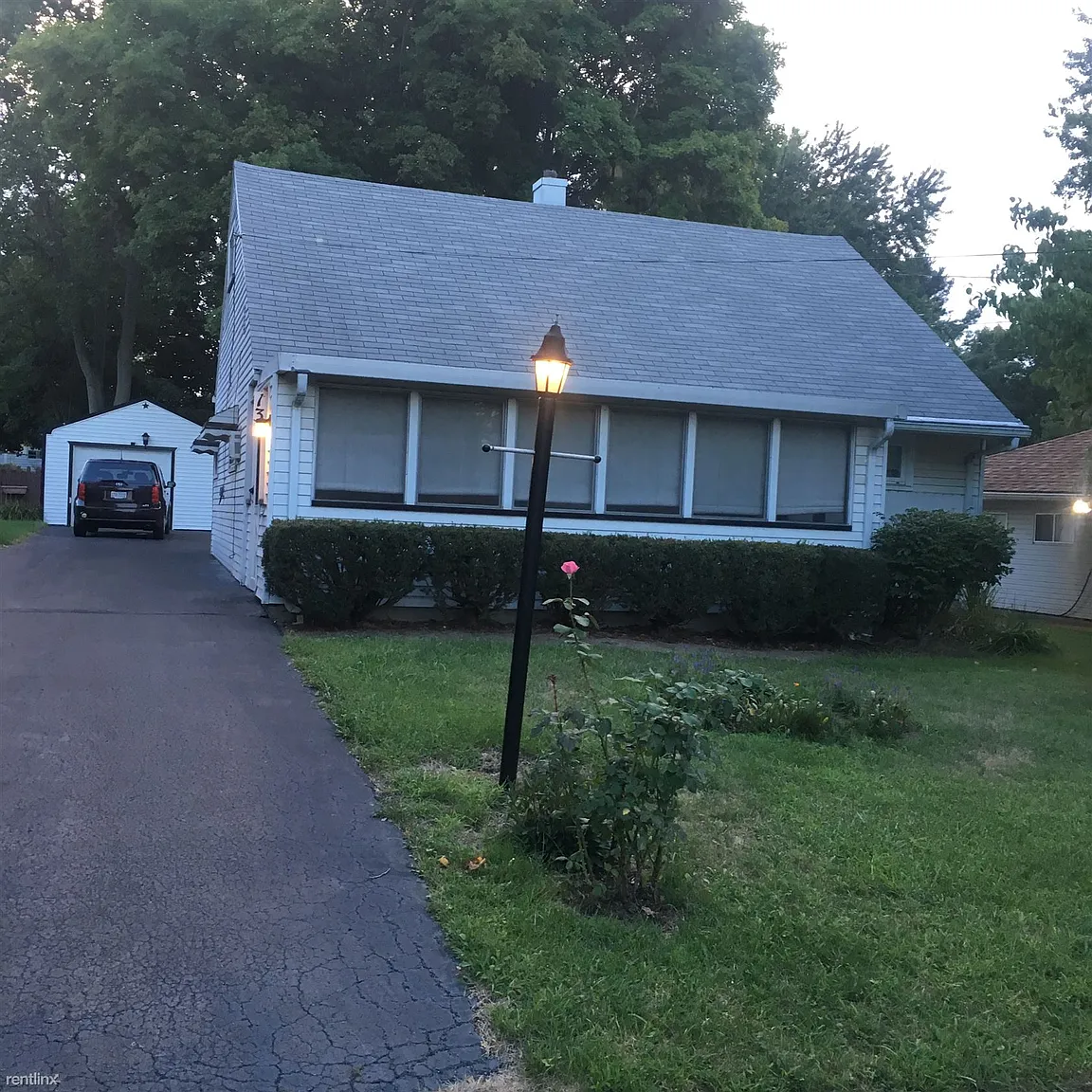 134 Idlewood Rd photo 1