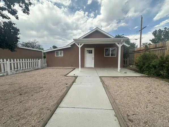 1127 E 3rd St, Pueblo, CO 81001