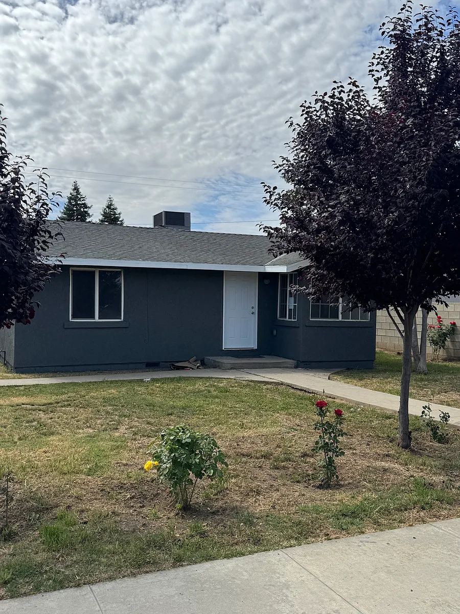 Building Photo - 593 S Kern Ave