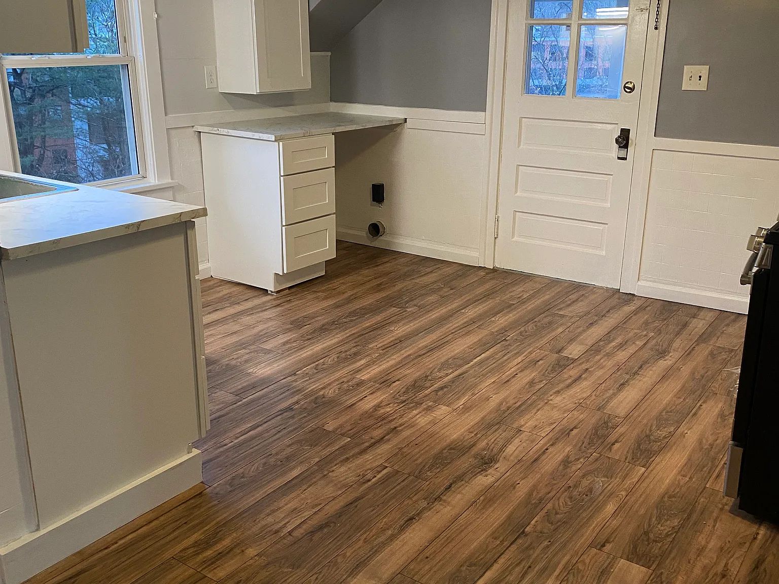 174 Echo Lake Rd — Photo 3