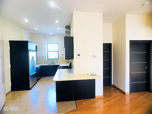 Rented by Citi Habitats | media 4