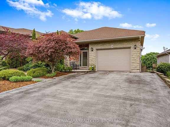 2nd image of 31 Hillcrest Rd