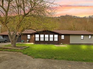 29 Harley Ln, Hazard, KY 41701