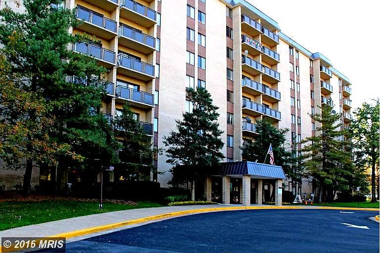 1st image of 3101 S Manchester St APT 414
