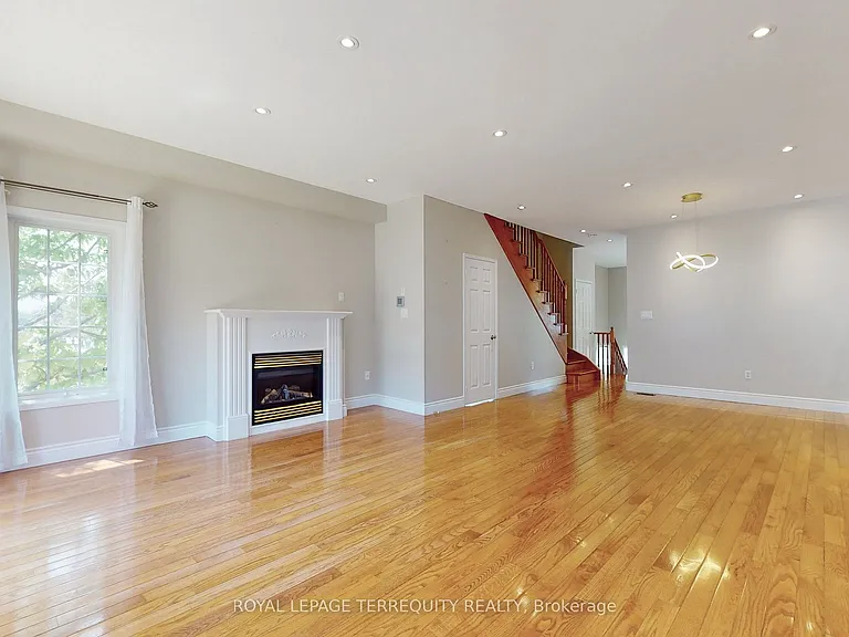 1130 Cawthra Rd #46 — Photo 16