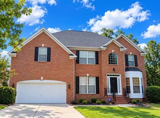 9310 Autumn Applause Dr, Charlotte, NC 28277