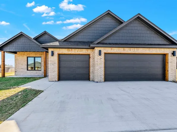 5867 Tadpole Dr, Elgin, OK 73538