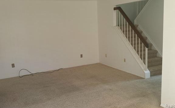 3rd image of 37392 Charter Oaks Blvd