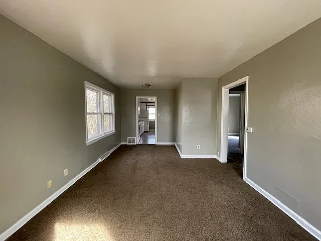 3009 Prast Blvd — Photo 2
