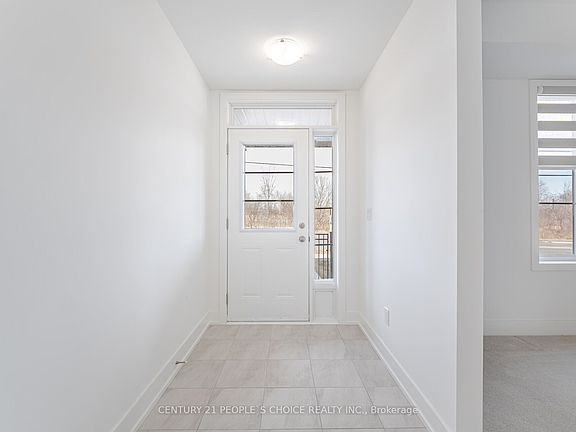 4th image of 36 Waterside Way