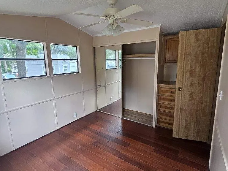 4001 W Silver Springs Blvd — Photo 1