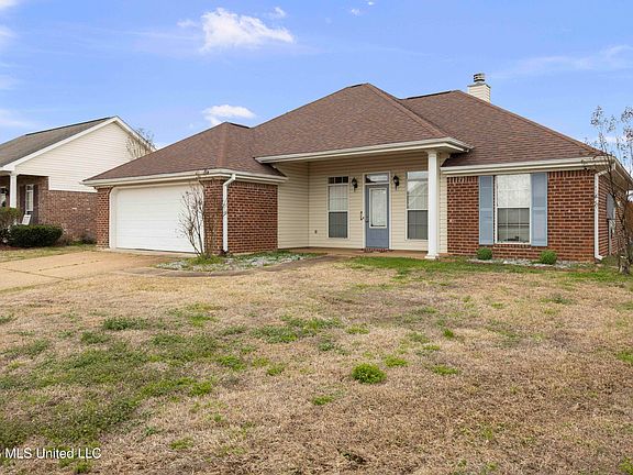 3rd image of 1108 Spanish Oak Dr