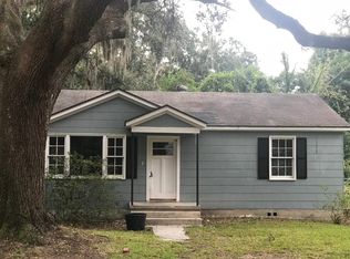 1 Sherwood Ln, Hinesville, GA 31313