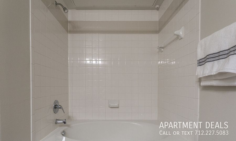 1st image of 10863 Eagle Dr #2736