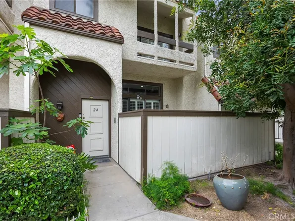 22020 Strathern St Unit 24, Canoga Park, CA 91304