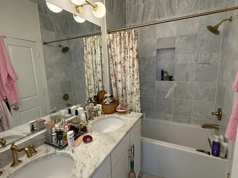 1447 Girard St NW #3 — Photo 26