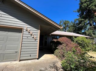 15915 Hunter Ave, Oregon City, OR 97045