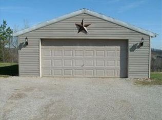 2495 Highland Rd, Zanesville, OH 43701