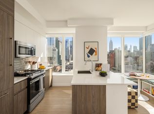 550 10th Ave #3708, New York, NY 10018