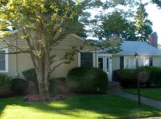 85 Linden Ave, Swampscott, MA 01907