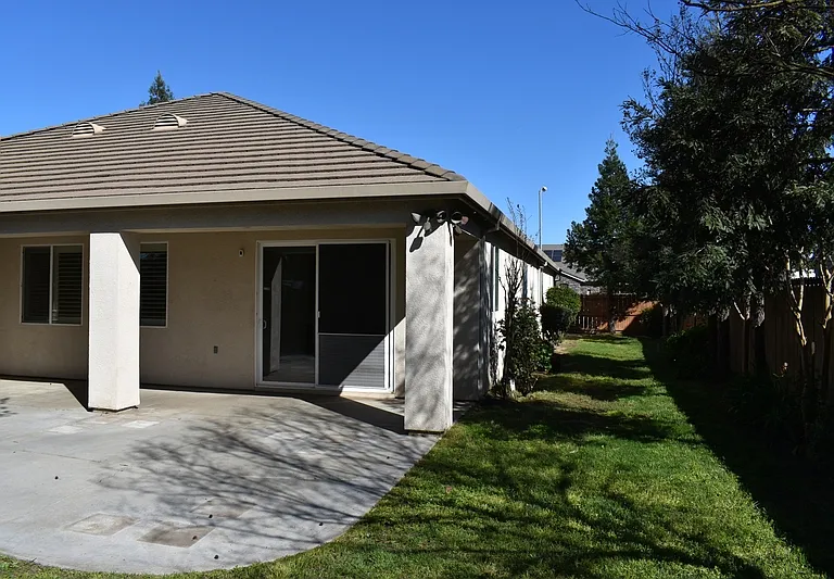 2261 Pillsbury Rd — Photo 48