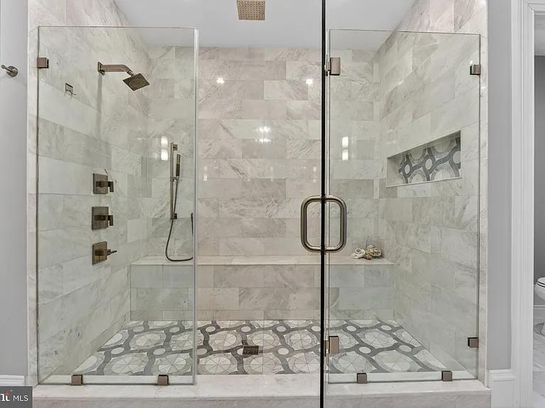 7002 River Oaks Dr — Photo 23