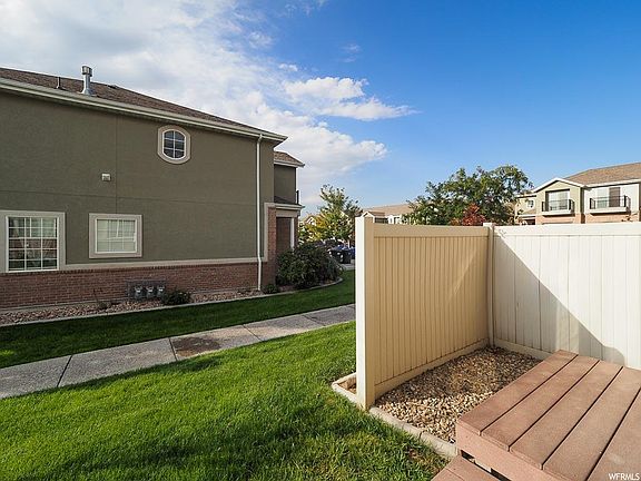 4th image of 233 E July Ln #47