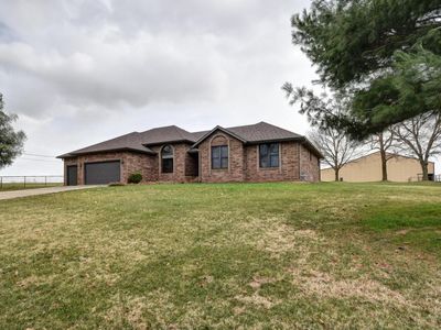 710 Rosebriar St, Mount Vernon, MO, 65712