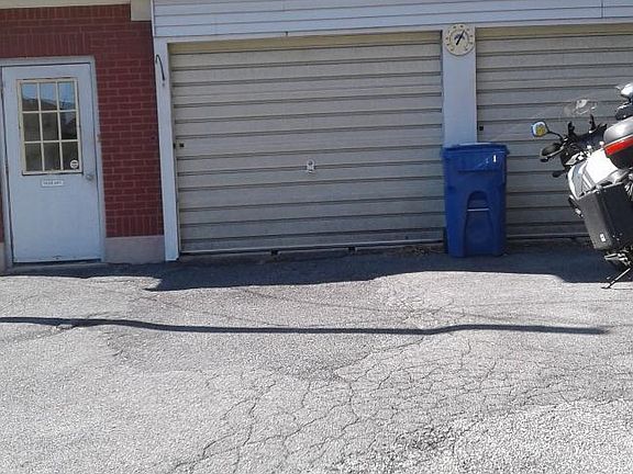 5th image of 221 E Penn Ave #1