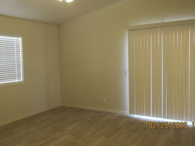 2759 Palisades Dr — Photo 12