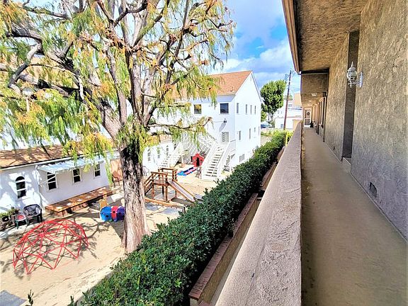 3rd image of 1436 S Centinela Ave APT 8