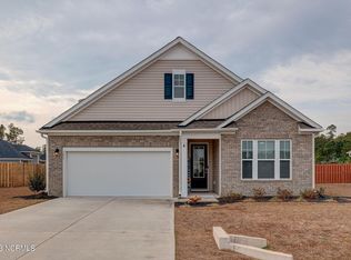 191 Seneca Reef Dr, Hampstead, NC 28443